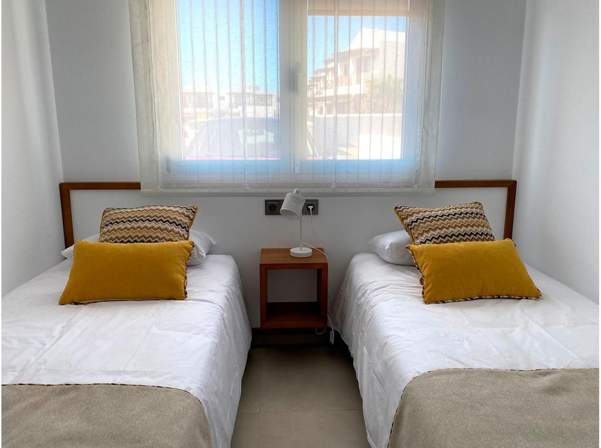 Marina Suites 8 Плайя-Бланка Екстер'єр фото